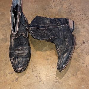 Dark brown distressed short cowgirl boots. Size 8.5.